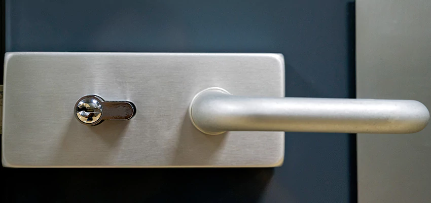 Change Patio Door Locks in Gold River, California